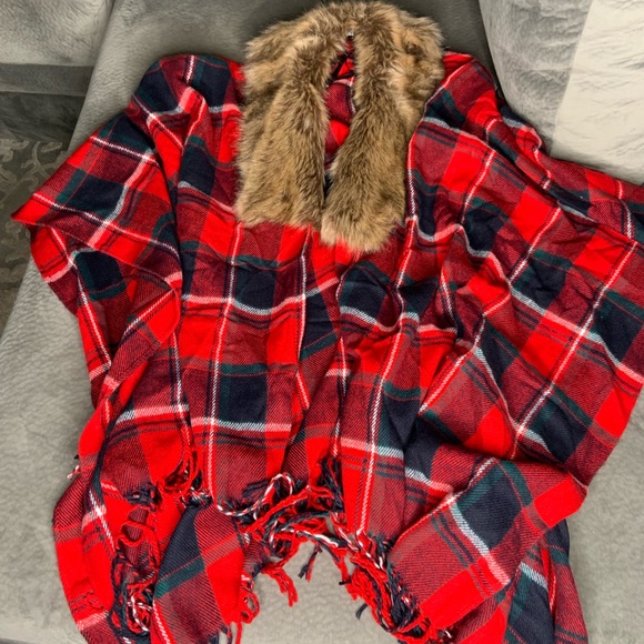 Jacket/scarf - Picture 1 of 1